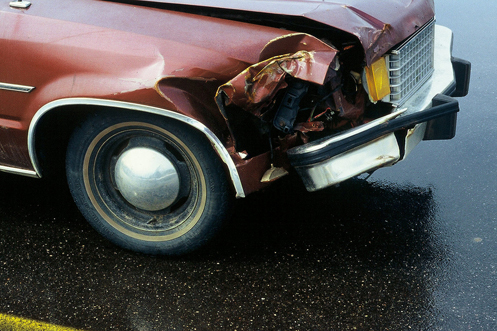 Crushed fendre of Oldsmobile 98 - photo by Al Belote